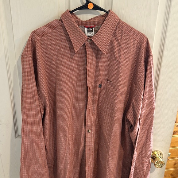 The North Face Red Casual Button Down Shirt - Picture 1 of 5